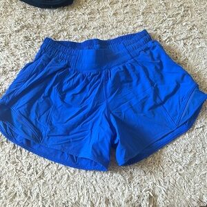 Lululemon hotty hot shorts size 4 symphony blue